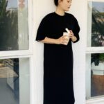 Sukongfashion NO.15635 Pure Color Pleated Sleeve Midi Dress-black