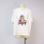 Sukongfashion NO.16139 Women's T-Shirts with Cool Lady Portrait Print in Pink-white