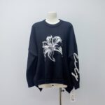 Chic 3D Flower with Pendant Embellishments Women Sweater-black