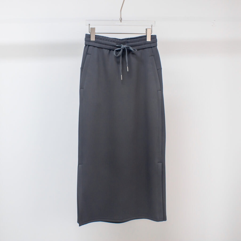 Yummy Soft Women's Skirt with Split-Sides Seams In Scuba Spacer Cloth (2)