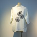 Sukongfashion NO.15612 Air Layer Fabric T-Shirt3D Mesh Embroidery Floral-WHITE